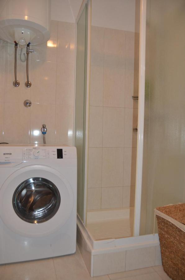 Apartman Ananda Bol - 2 Bedrooms, 7 Beds Esterno foto